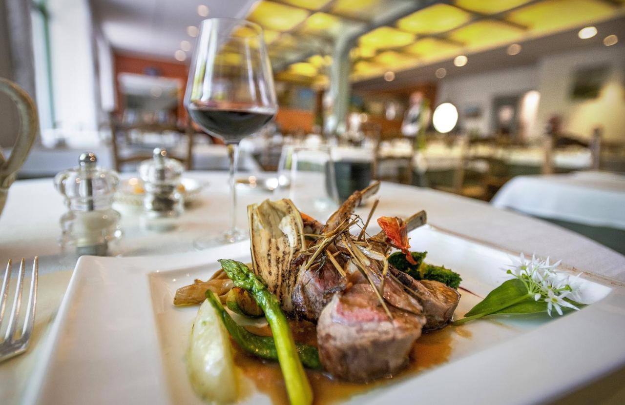 Logis Hotel Restaurant Le Mont Aigoual 메이루아이즈 외부 사진