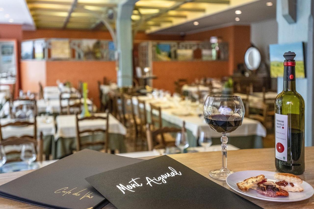 Logis Hotel Restaurant Le Mont Aigoual 메이루아이즈 외부 사진
