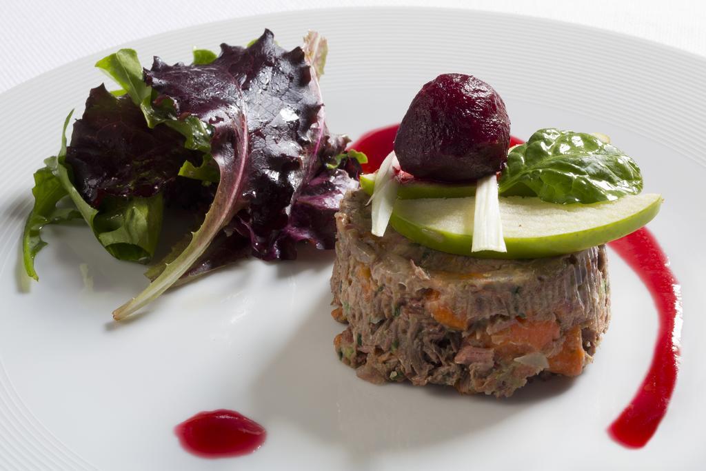 Logis Hotel Restaurant Le Mont Aigoual 메이루아이즈 외부 사진