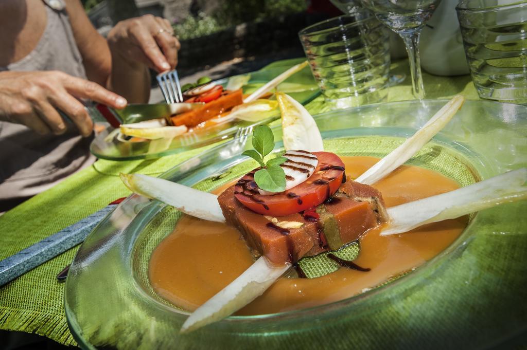 Logis Hotel Restaurant Le Mont Aigoual 메이루아이즈 외부 사진