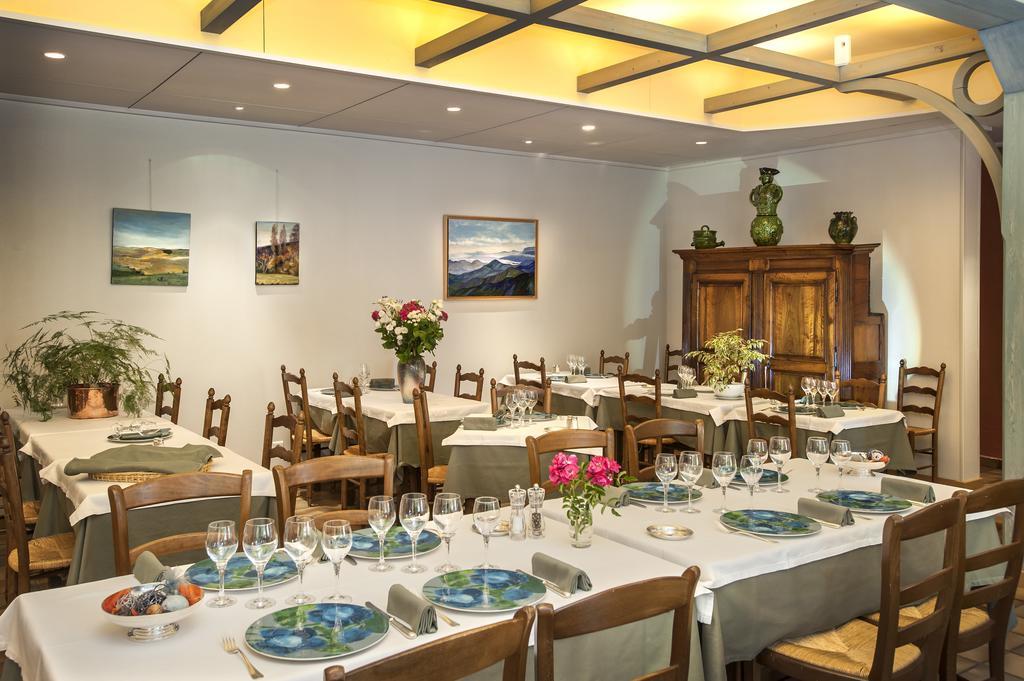 Logis Hotel Restaurant Le Mont Aigoual 메이루아이즈 외부 사진