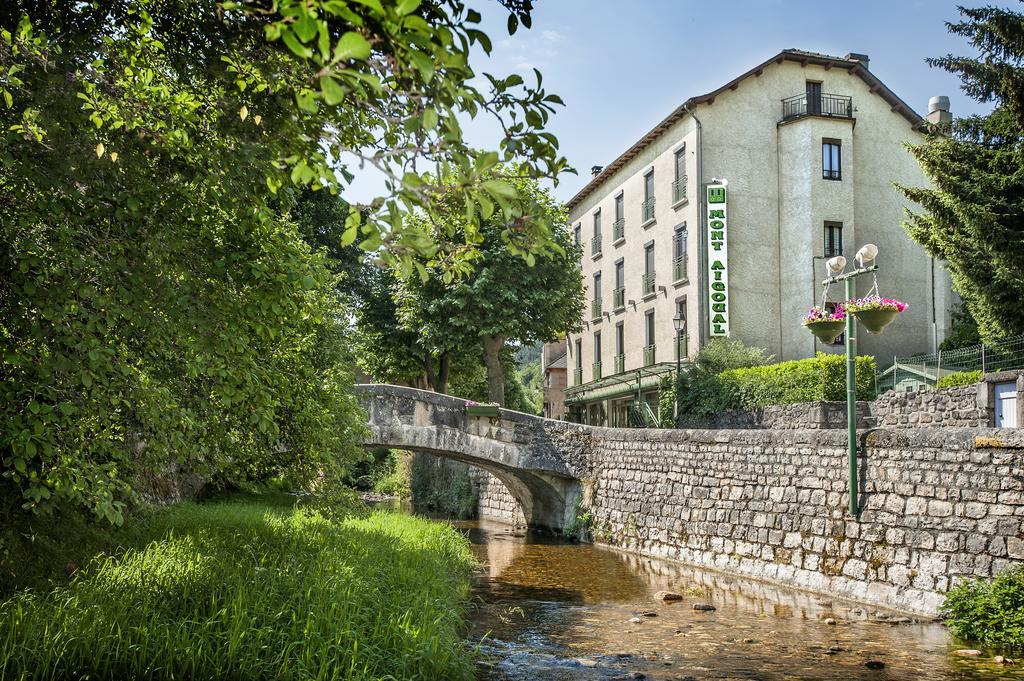 Logis Hotel Restaurant Le Mont Aigoual 메이루아이즈 외부 사진